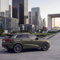 Audi Q5 TFSI PHEV charging cable