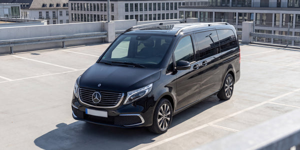 Mercedes EQV 300 charging cable