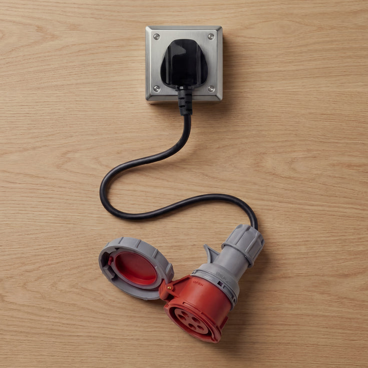 32A 5-poliges CEE-Kommando auf Typ G für UK-Adapter